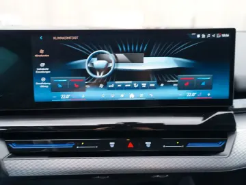 BMW 540d xDrive M Sport PRO ICONIC HUD 360 B&W HUD