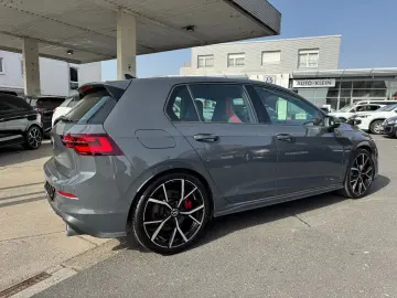 VW Golf VIII GTI 2.0 TSI DSG -Leder-MatrixLED-19 LM