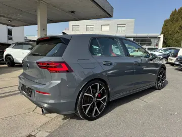 VW Golf VIII GTI 2.0 TSI DSG -Leder-MatrixLED-19 LM