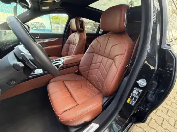 BMW 750e xDrive M Sport Pro AHK Massage Sitzklima 21
