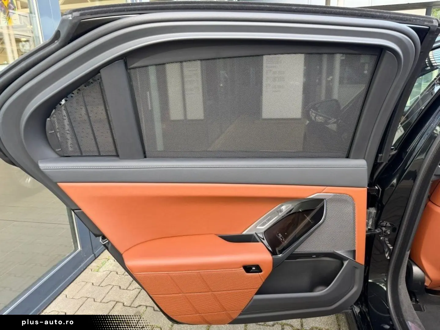 BMW 750e xDrive M Sport Pro AHK Massage Sitzklima 21