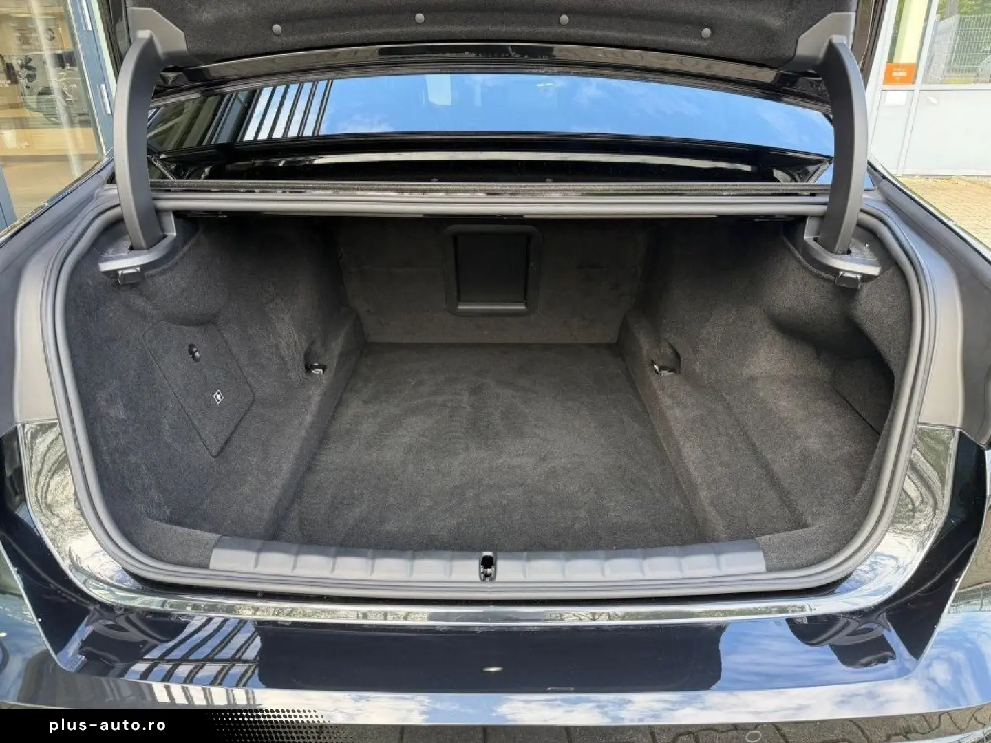BMW 750e xDrive M Sport Pro AHK Massage Sitzklima 21