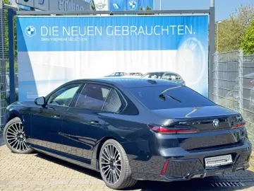 BMW 750e xDrive M Sport Pro AHK Massage Sitzklima 21
