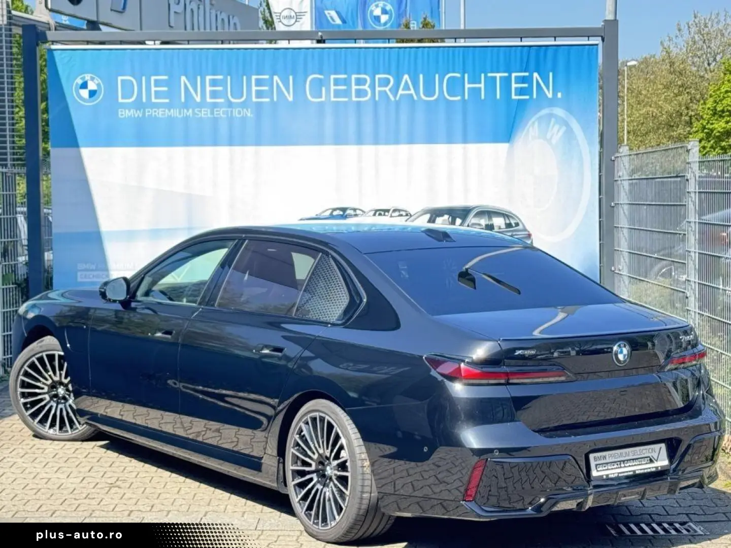 BMW 750e xDrive M Sport Pro AHK Massage Sitzklima 21
