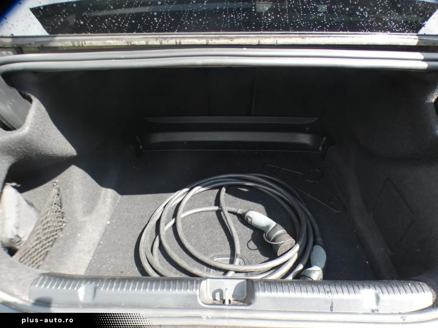 MERCEDES-BENZ EQE 500 4Matic AMG Premium Plus Pano Navi 22kw