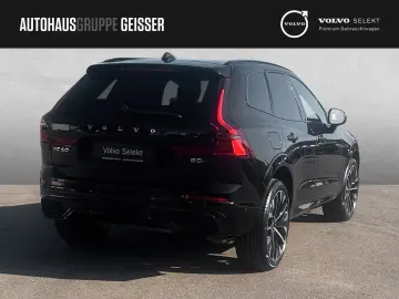 VOLVO XC60 B5 AWD Mild-Hybrid Ultra Dark ACC BLIS HUD