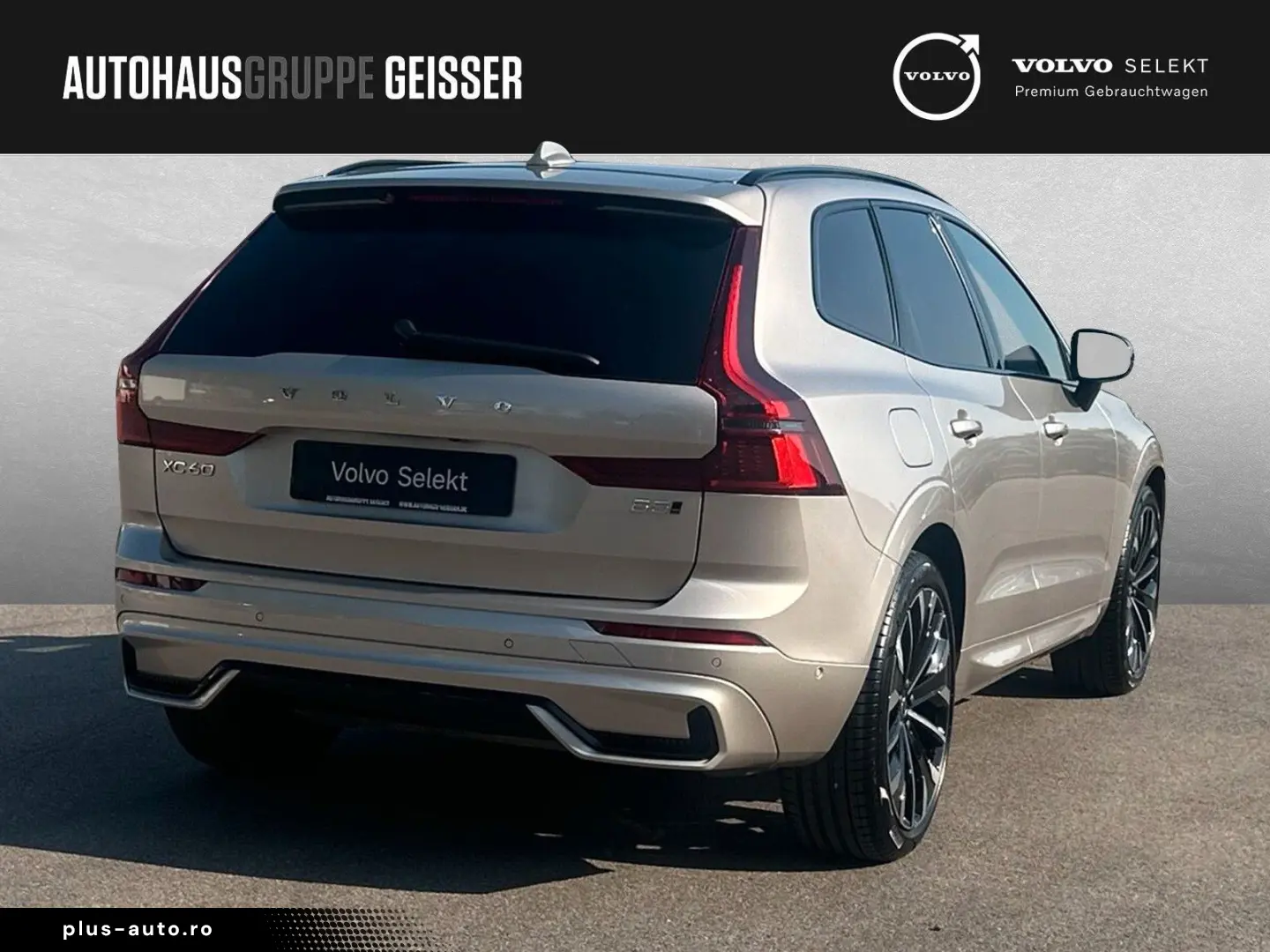 VOLVO XC60 B5 AWD Ultra Dark ACC BLIS HUD SD
