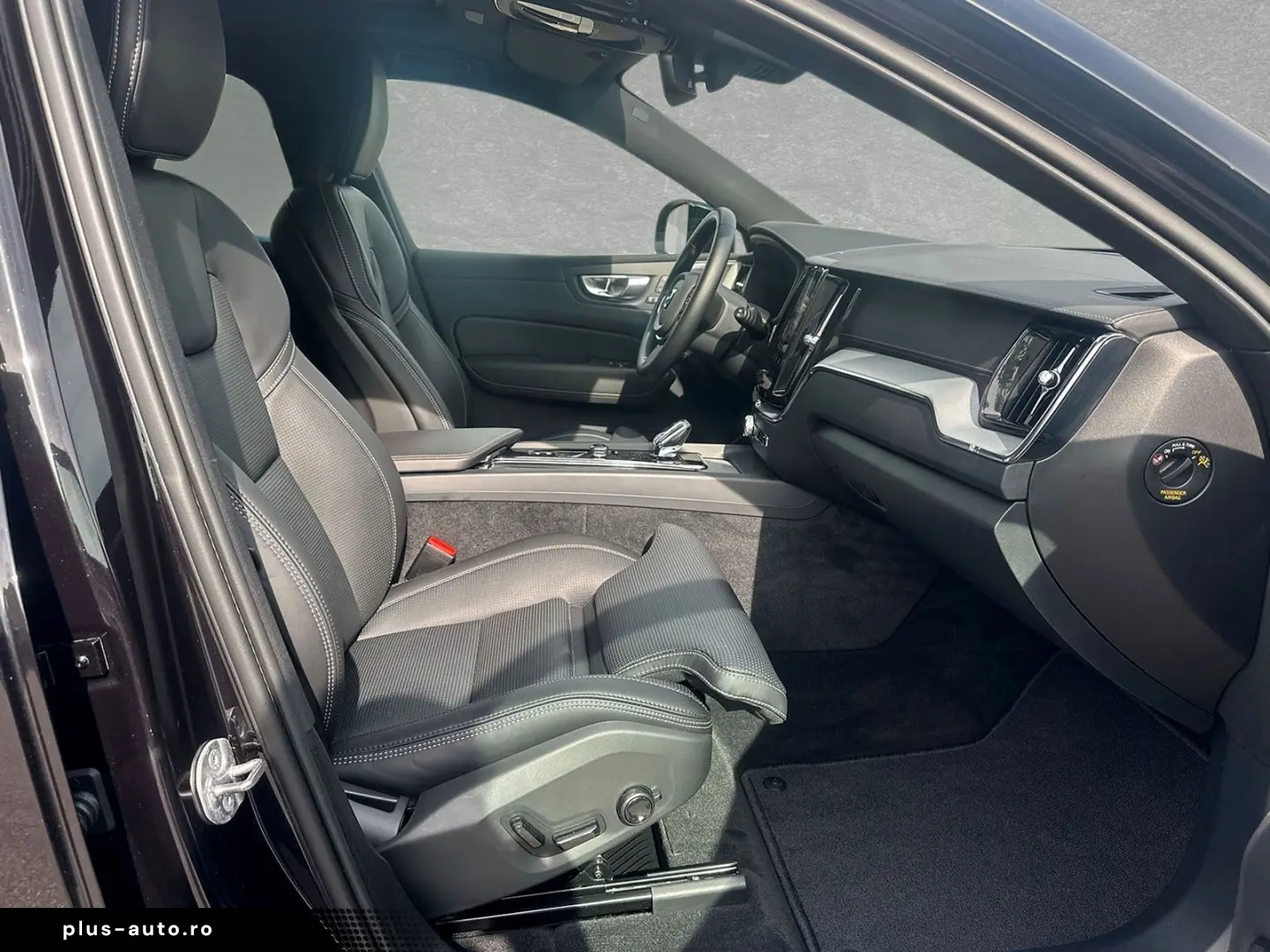 VOLVO XC60 T8 AWD Black Edition Ultra AHK ACC BLIS SD