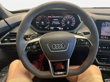 AUDI RS e-tron GT Matrix HUD Laser Luft