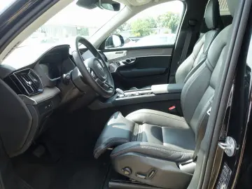 VOLVO XC90 Plus T8 AWD Plug-in hybrid Four-C HeadUp