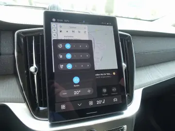 VOLVO XC90 Plus T8 AWD Plug-in hybrid Four-C HeadUp