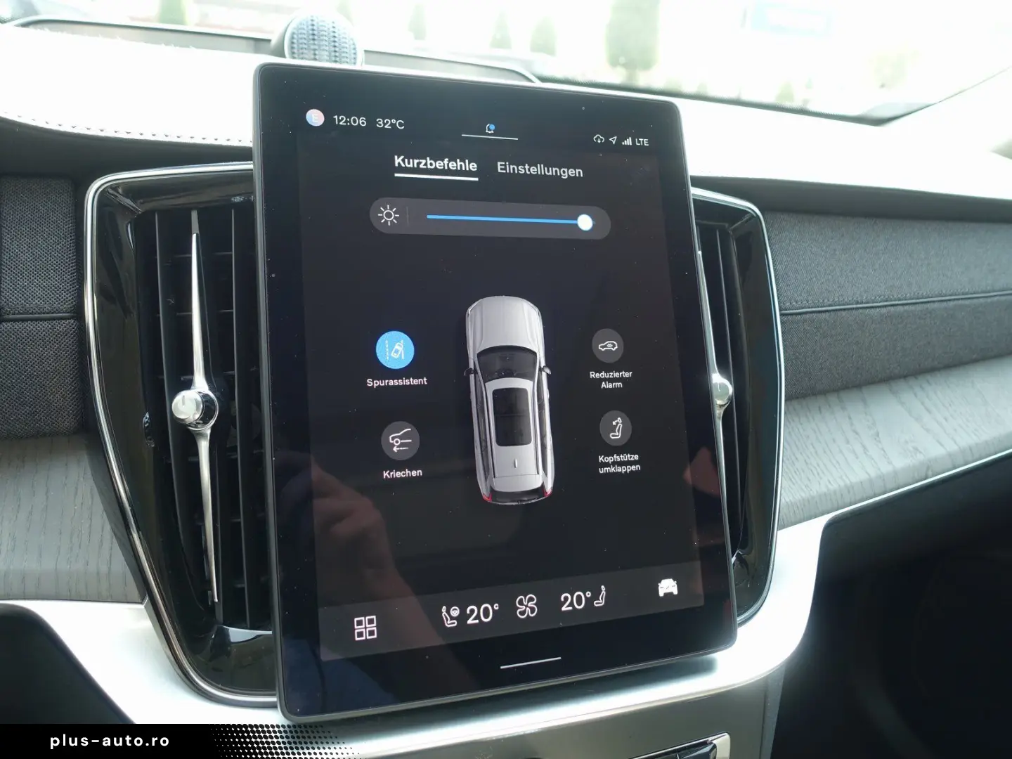 VOLVO XC90 Plus T8 AWD Plug-in hybrid Four-C HeadUp