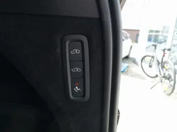 VOLVO XC90 Plus T8 AWD Plug-in hybrid Four-C HeadUp