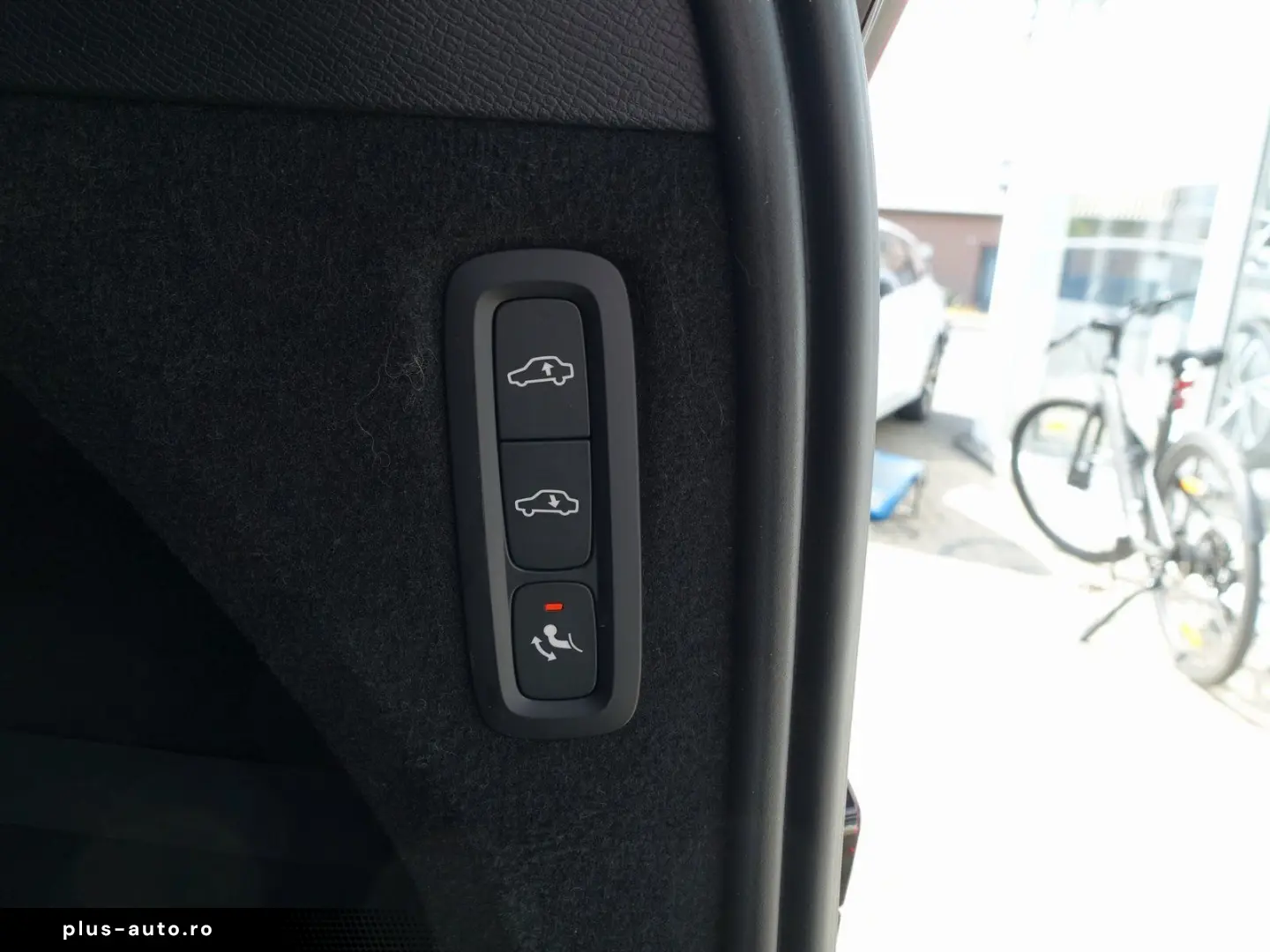 VOLVO XC90 Plus T8 AWD Plug-in hybrid Four-C HeadUp