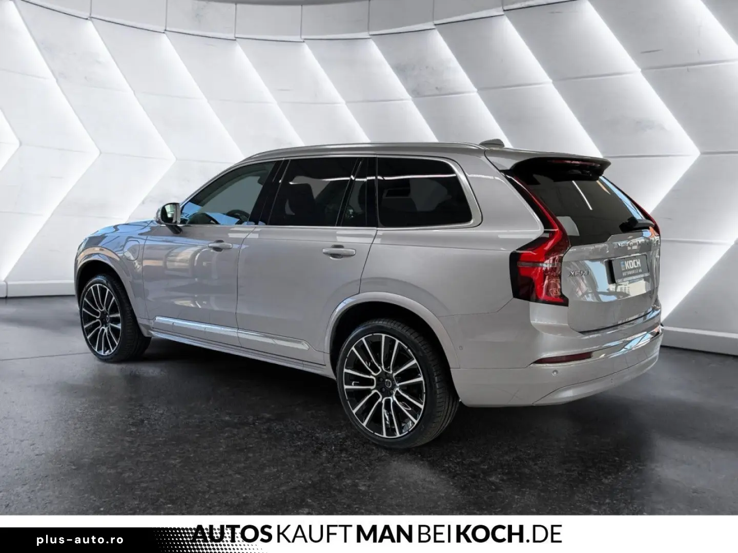VOLVO XC90 T8 Plug-In AWD Ultra HIGH- END