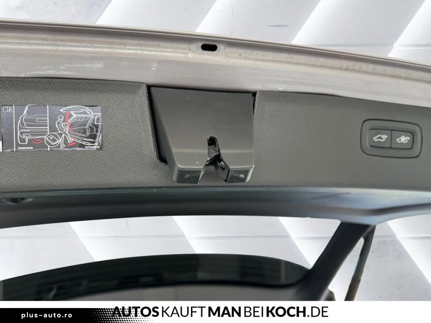 VOLVO XC90 T8 Plug-In AWD Ultra HIGH- END