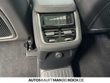 VOLVO XC90 T8 Plug-In AWD Ultra HIGH- END