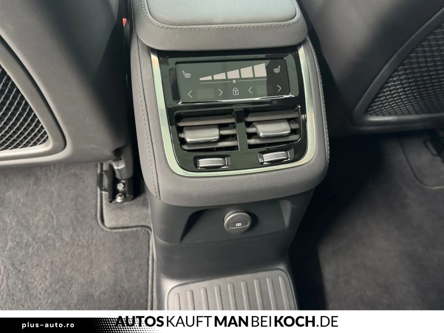 VOLVO XC90 T8 Plug-In AWD Ultra HIGH- END
