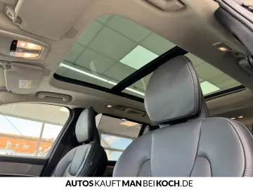 VOLVO XC90 T8 Plug-In AWD Ultra HIGH- END