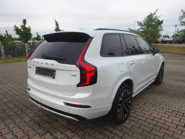 VOLVO XC90 Plus 455PS Autm. Dark PHEV AWD Luftfahrwerk