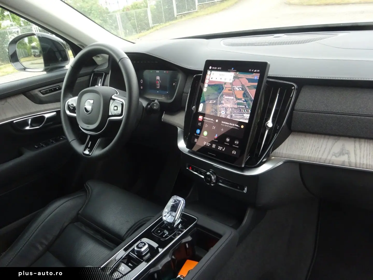 VOLVO XC90 Plus 455PS Autm. Dark PHEV AWD Luftfahrwerk