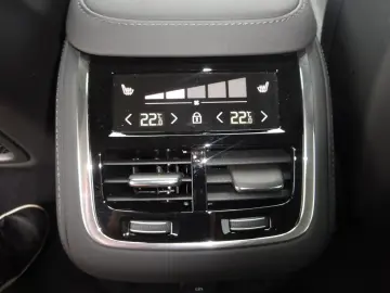 VOLVO XC90 Plus 455PS Autm. Dark PHEV AWD Luftfahrwerk