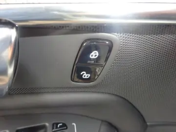 VOLVO XC90 Plus 455PS Autm. Dark PHEV AWD Luftfahrwerk