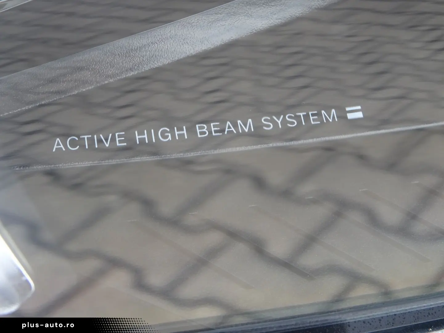 VOLVO XC90 Plus 455PS Autm. Dark PHEV AWD Luftfahrwerk