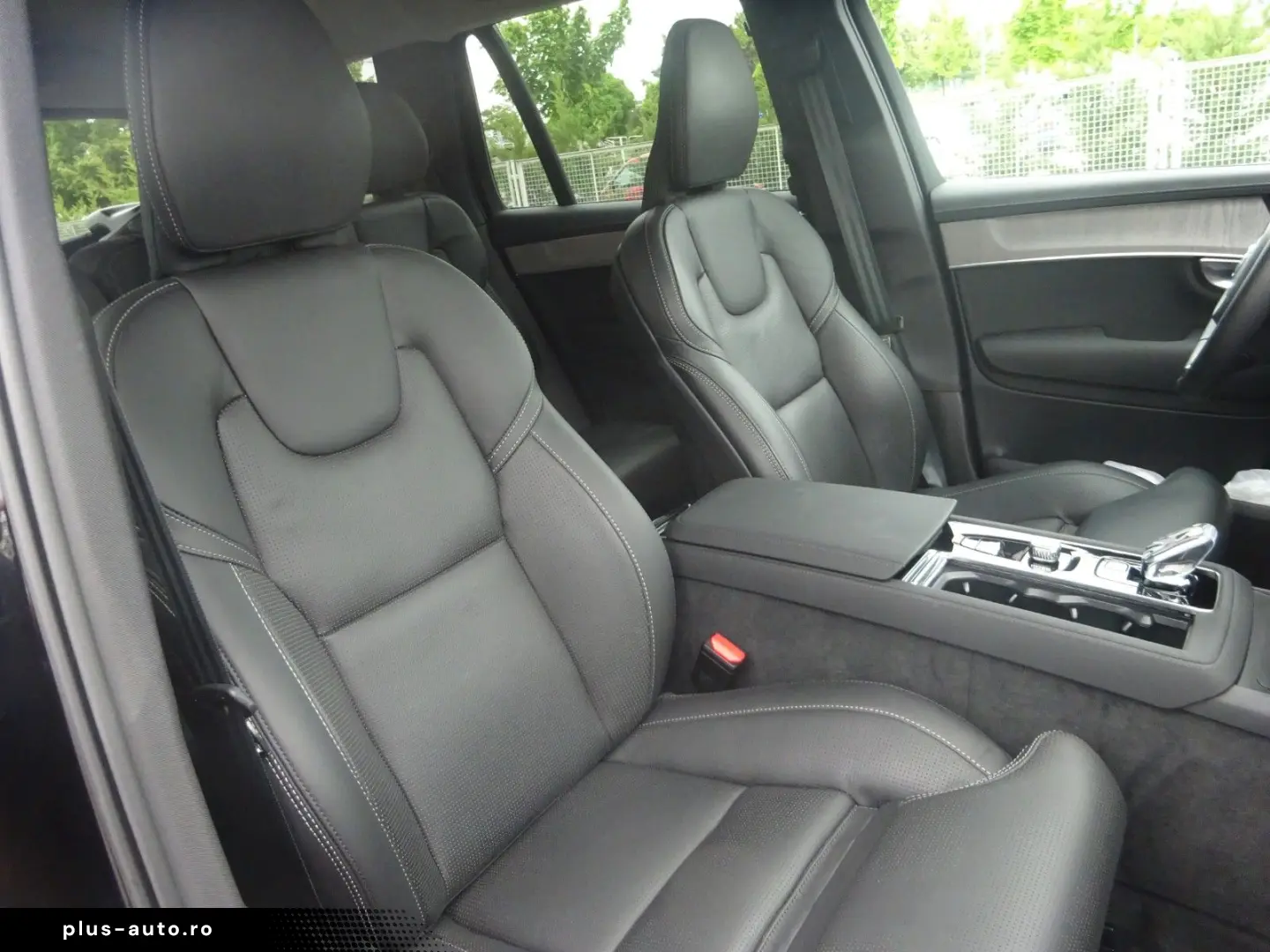 VOLVO XC90 Plus 455PS Autm. Dark PHEV AWD Luftfahrwerk