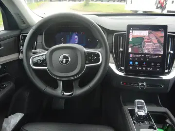 VOLVO XC90 Plus 455PS Autm. Dark PHEV AWD Luftfahrwerk