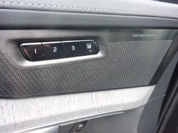 VOLVO XC90 Plus 455PS Autm. Dark PHEV AWD Luftfahrwerk
