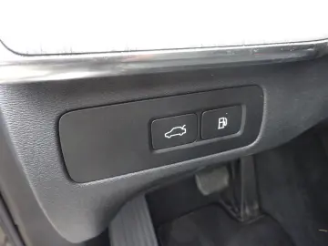 VOLVO XC90 Plus 455PS Autm. Dark PHEV AWD Luftfahrwerk