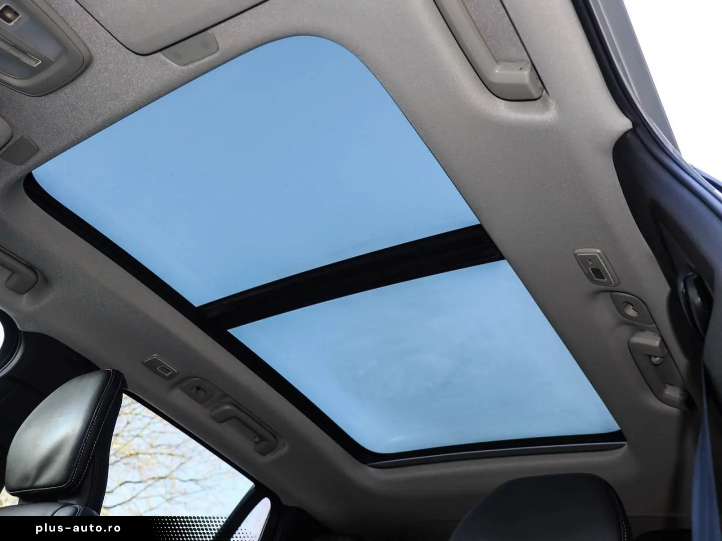 VOLVO XC90 T8 Recharge AWD Plus Dark Reskin NP 105.730