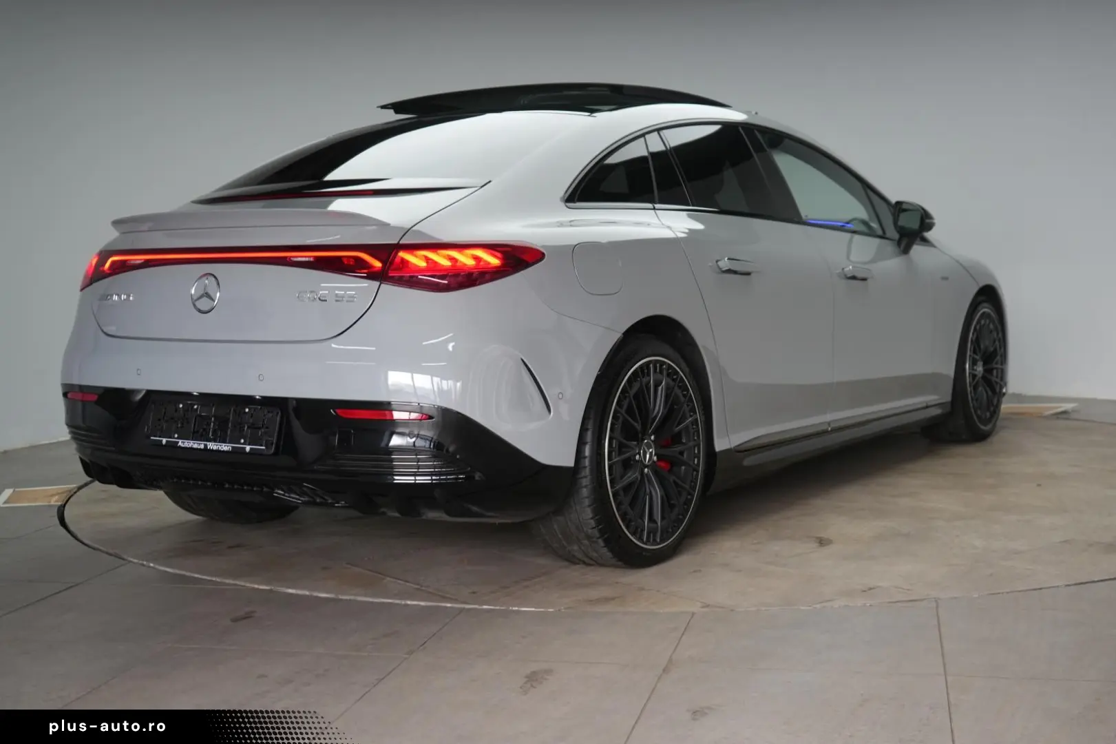 MERCEDES-BENZ EQE 53 4Matic Superscreen Leder Distro&hellip;