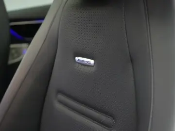 MERCEDES-BENZ EQE 53 4Matic Superscreen Leder Distro…