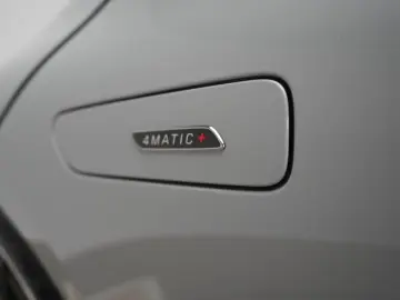 MERCEDES-BENZ EQE 53 4Matic Superscreen Leder Distro…
