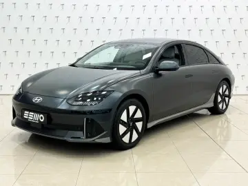 HYUNDAI IONIQ 6 77 4kWh 325ps 4WD Uniq 360 K BOSE Leder