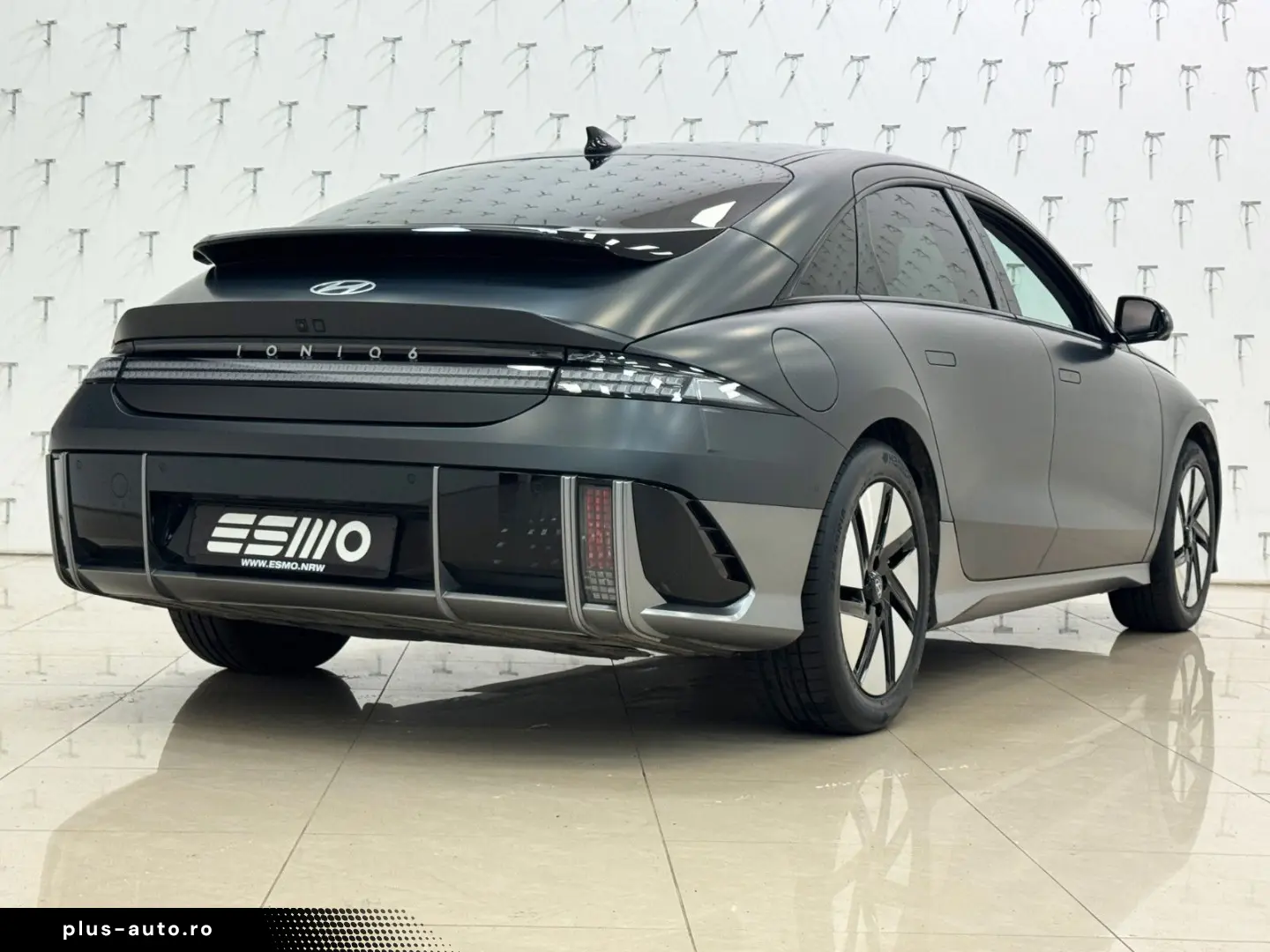 HYUNDAI IONIQ 6 77 4kWh 325ps 4WD Uniq 360 K BOSE Leder