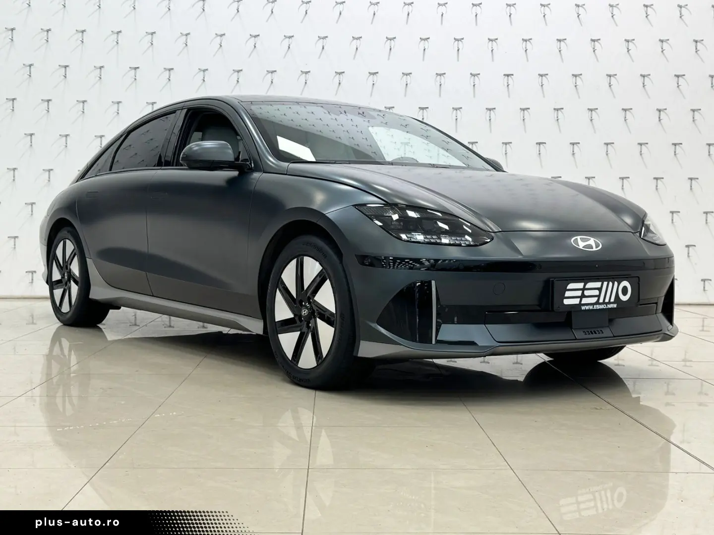 HYUNDAI IONIQ 6 77 4kWh 325ps 4WD Uniq 360 K BOSE Leder