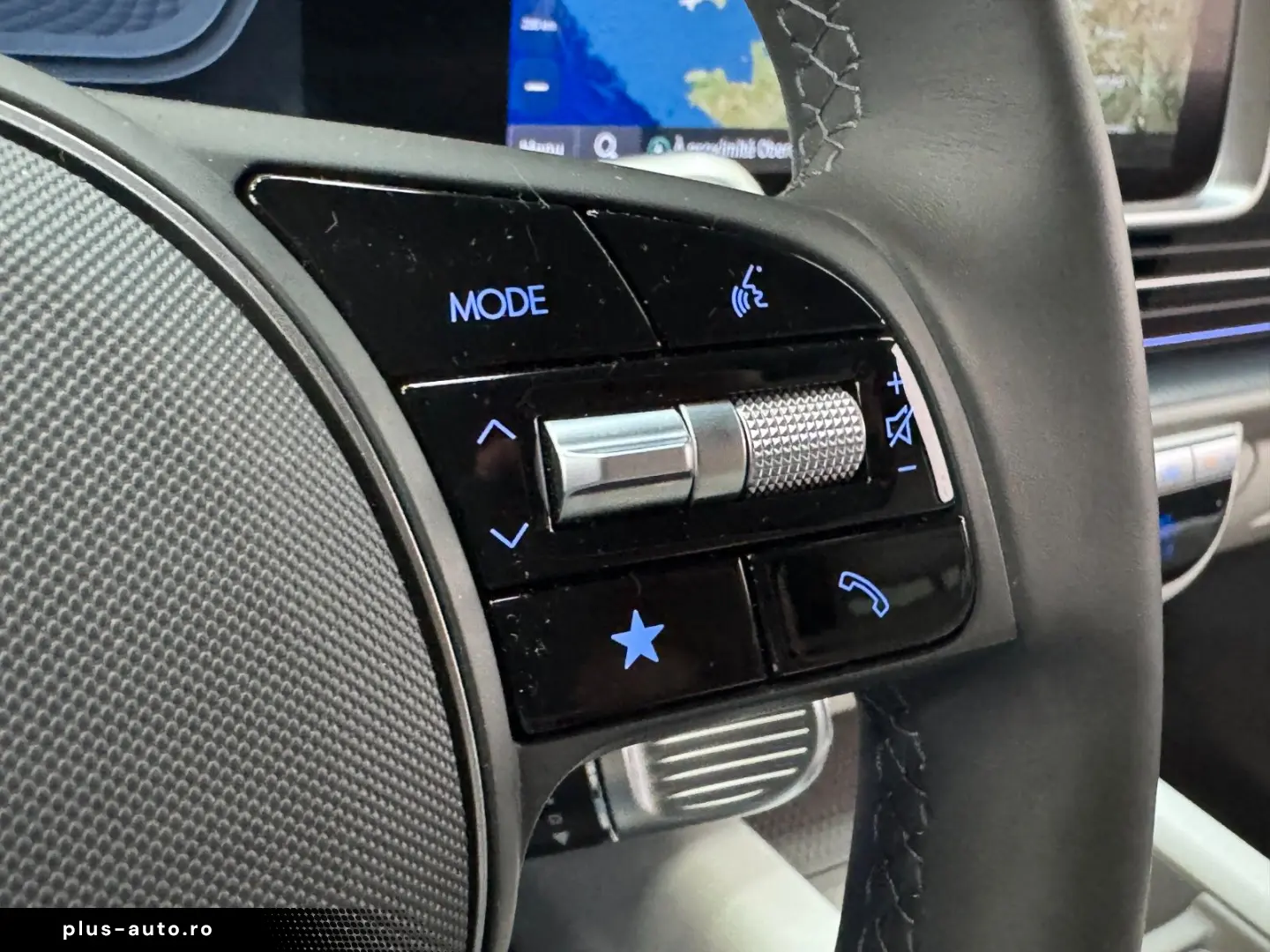 HYUNDAI IONIQ 6 77 4kWh 325ps 4WD Uniq 360 K BOSE Leder