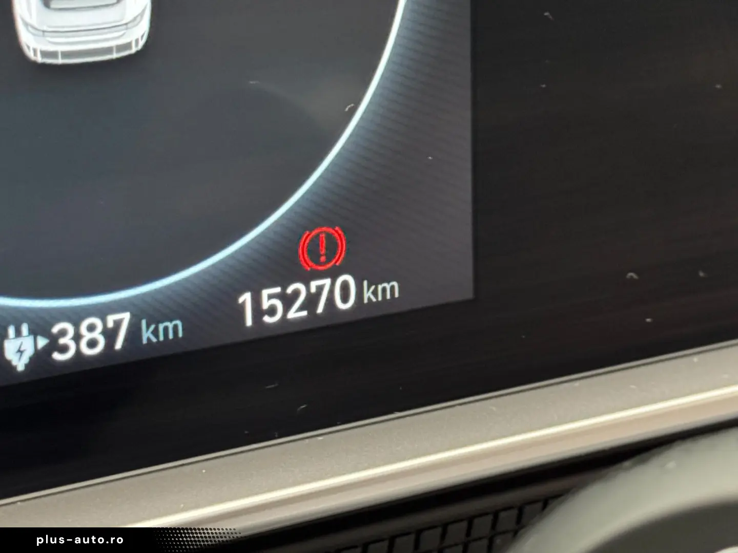 HYUNDAI IONIQ 6 77 4kWh 325ps 4WD Uniq 360 K BOSE Leder