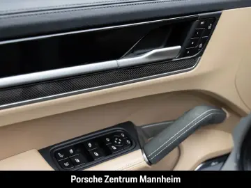 PORSCHE Cayenne Turbo E-Hybrid