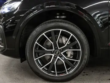 AUDI Q5 advanced 40 TDI quattro Matrix Keyless AHK