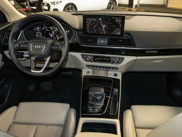 AUDI Q5 advanced 40 TDI quattro Matrix Keyless AHK