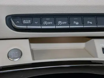 AUDI Q5 advanced 40 TDI quattro Matrix Keyless AHK