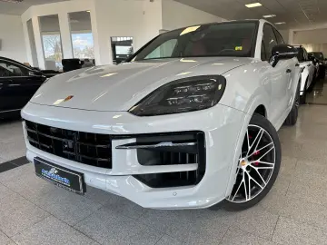 PORSCHE Cayenne S Coupe Carbon Sport-Chrono 18Wege