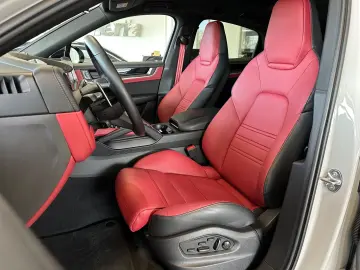 PORSCHE Cayenne S Coupe Carbon Sport-Chrono 18Wege