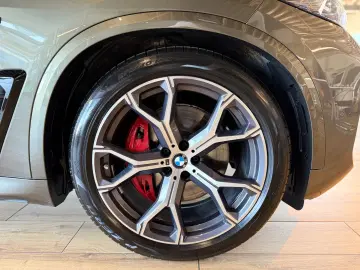 BMW X5 30 XDrive M-Sport PRO PANO ICONIC APP CARPLAY