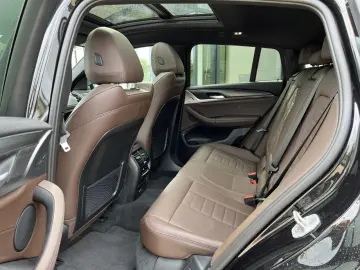 BMW X4 xDrive30i M Sport Pano AHK Laser HUD St&Go PA