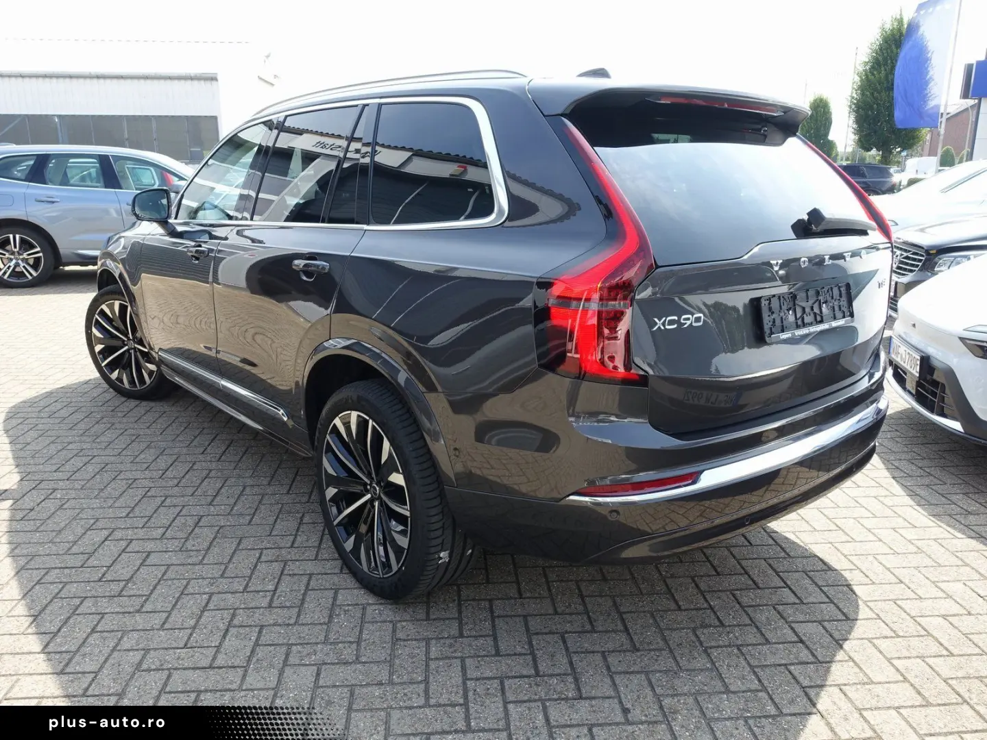 VOLVO XC90 Ultra T8 AWD Plug-in Hybrid Four-C Massage